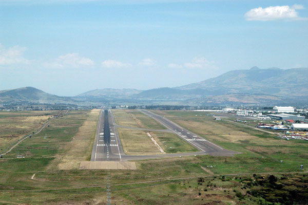 accommodation addis ababa airport luggage